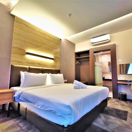 Prestigo Hotel - Johor Bharu Johor Bahru Buitenkant foto