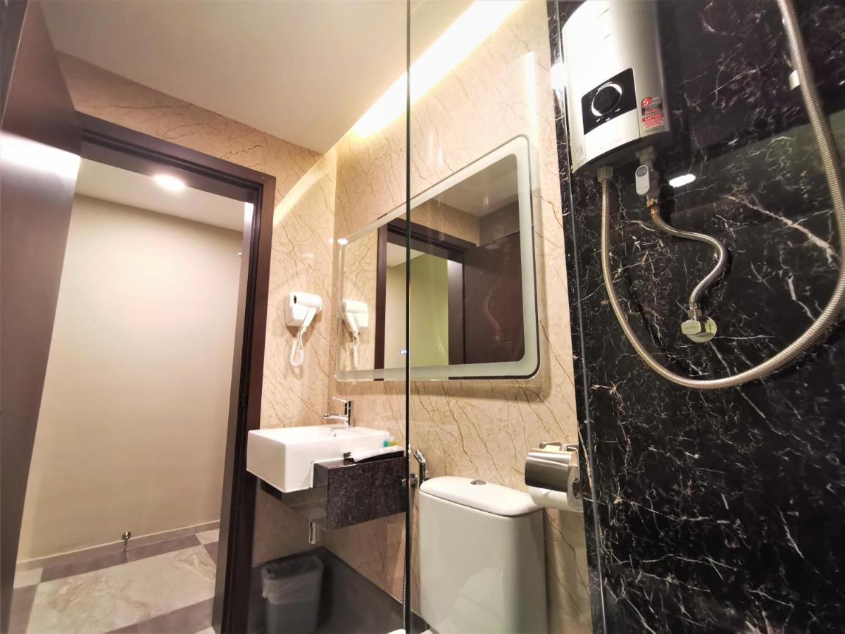 Prestigo Hotel - Johor Bharu Johor Bahru Buitenkant foto