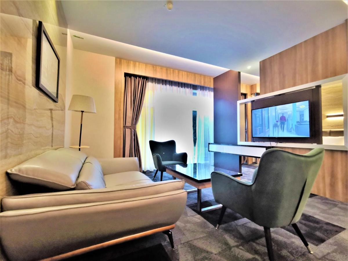 Prestigo Hotel - Johor Bharu Johor Bahru Buitenkant foto