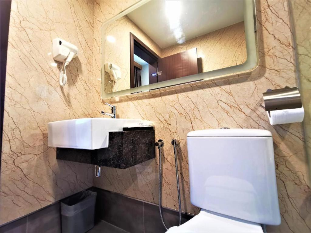 Prestigo Hotel - Johor Bharu Johor Bahru Buitenkant foto